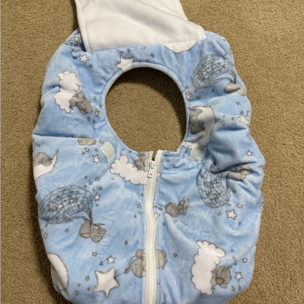 Cozy Blue Sheep Print Baby Car Seat Cover